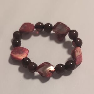 Elegant‎ Red Shell and Brown Beaded Stretch Bracelet